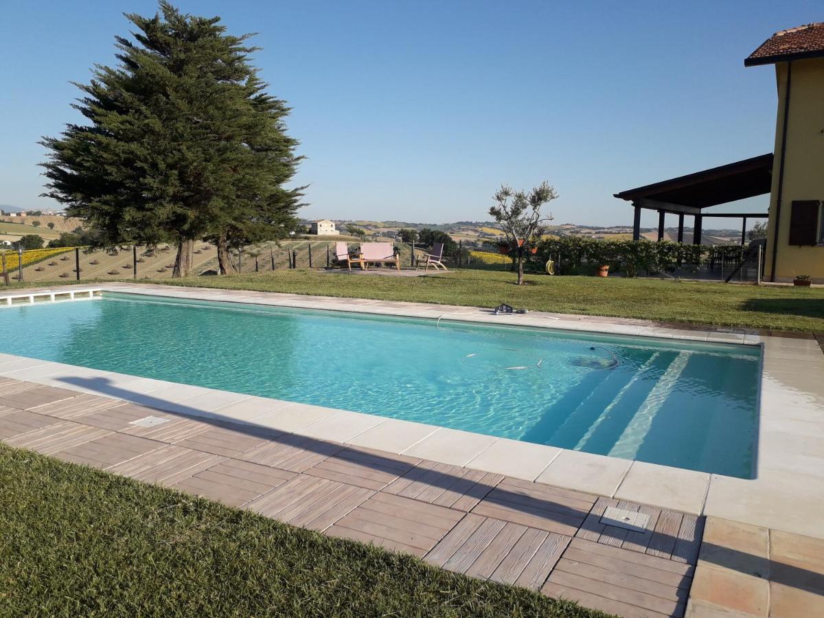 B&B Villa Olesia Ostra Buitenkant foto