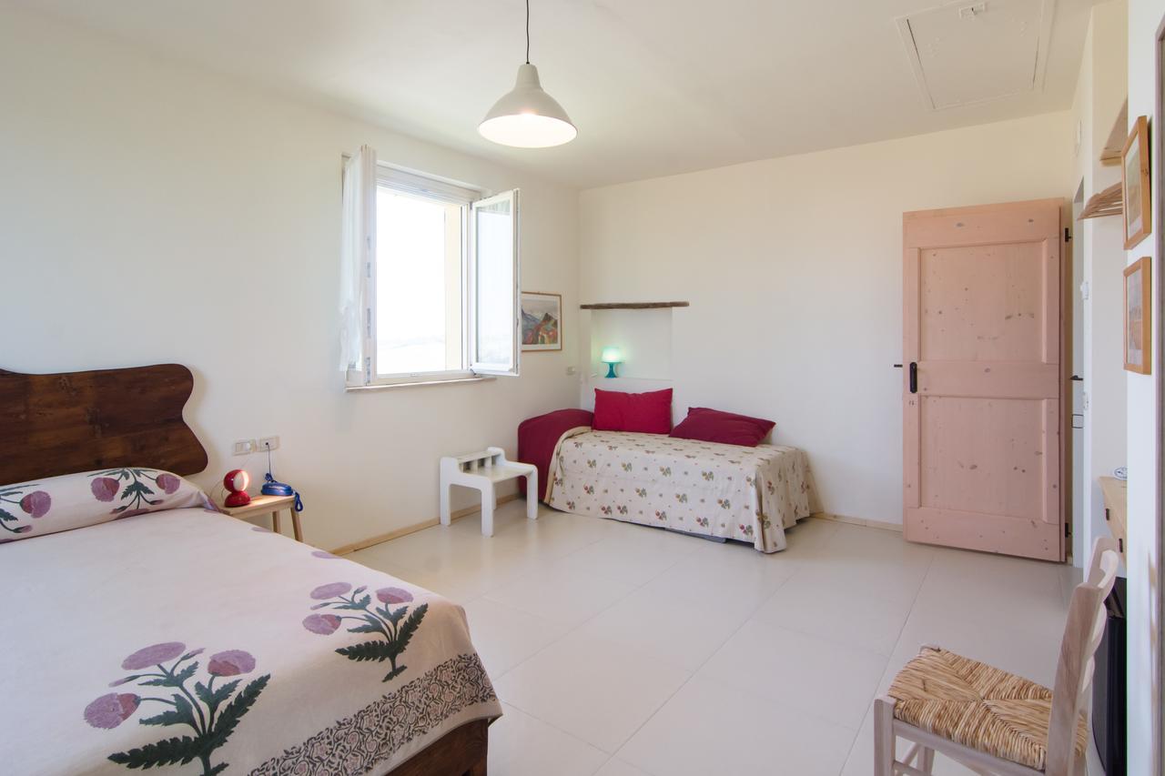 B&B Villa Olesia Ostra Buitenkant foto