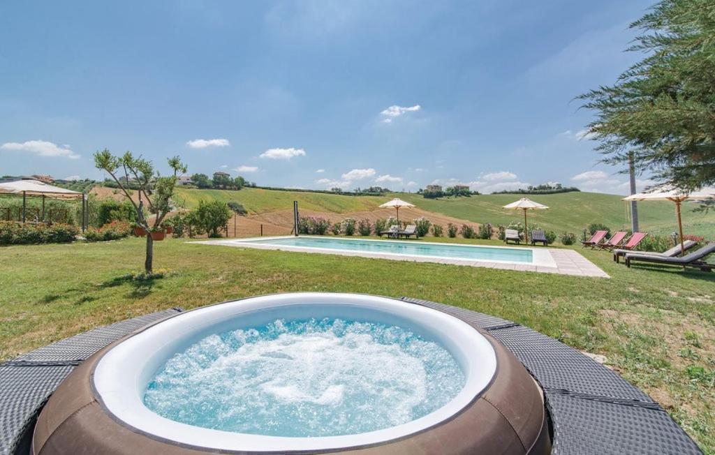 B&B Villa Olesia Ostra Buitenkant foto